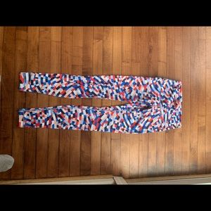 Lululemon wunder under